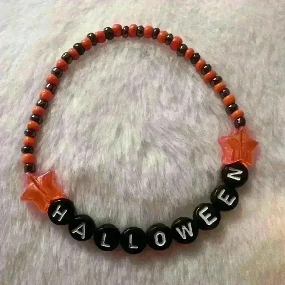 Halloween Themed Friendship Bracelet - Picture 4 of 5